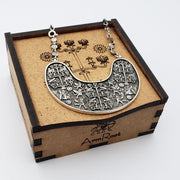 Van Kingdom Necklace with Handmade Chain